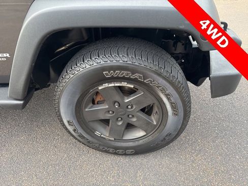 Used 2017 Jeep Wrangler Unlimited Sport w/ Quick Order Package 24S image 31