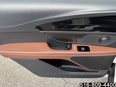 Used 2026 Lincoln Nautilus Reserve AWD/4WD image 39