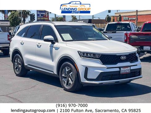 Used 2021 Kia Sorento S FWD image 5