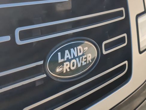 Certified 2023 Land Rover Range Rover SE image 12