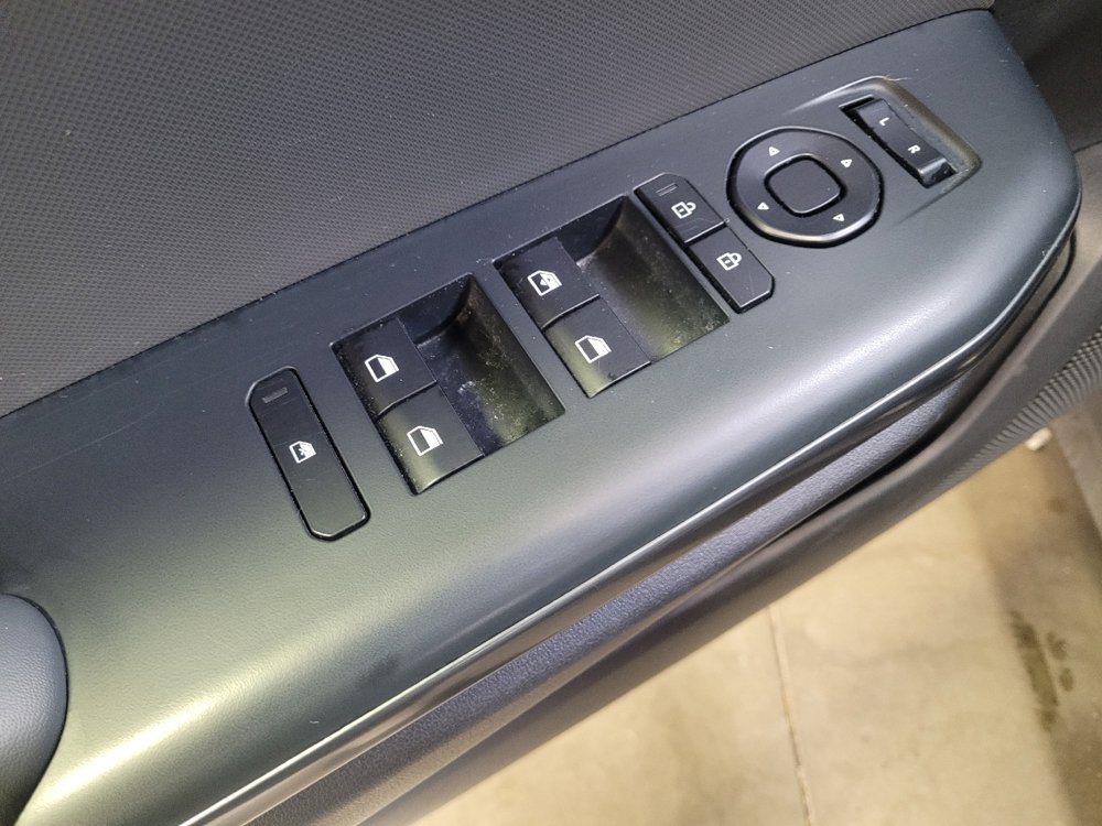 Used 2025 Kia K4 FWD image 27