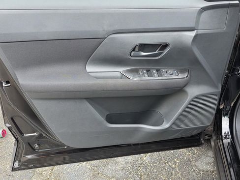 New 2026 Nissan Kicks S image 28