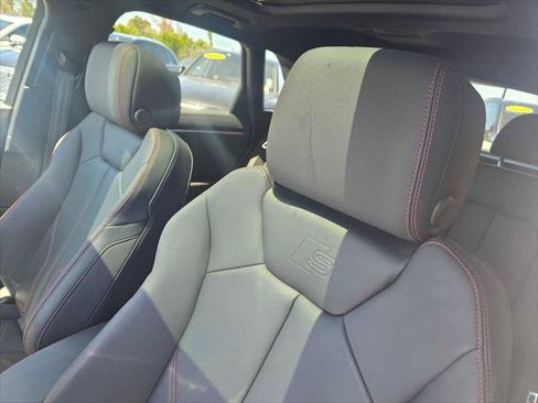 Used 2025 Audi Q3 2.0T Premium Plus w/ Premium Plus Package AWD/4WD image 25