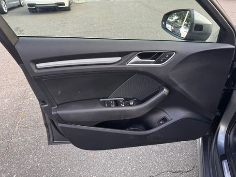 Used 2017 Audi A3 e-tron Premium Plus image 16