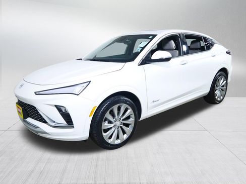 Used 2024 Buick Envista Avenir image 3