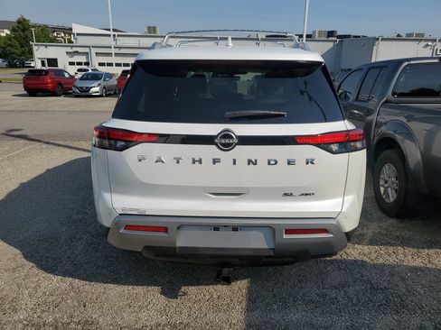 Certified 2025 Nissan Pathfinder SL AWD/4WD image 11