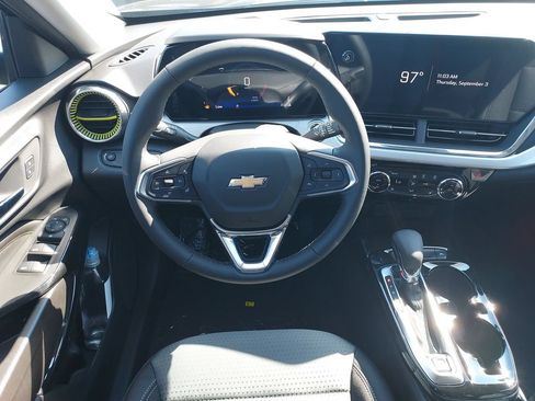 New 2026 Chevrolet Trax LT w/ Driver Confidence Package FWD image 16