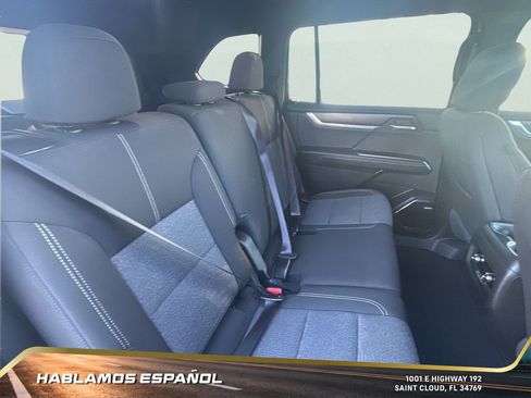 Certified 2025 GMC Acadia Elevation image 32