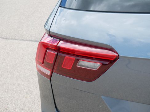 Used 2023 Volkswagen Tiguan S FWD image 17