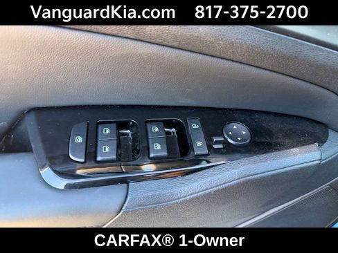 Certified 2025 Kia Sportage EX image 18