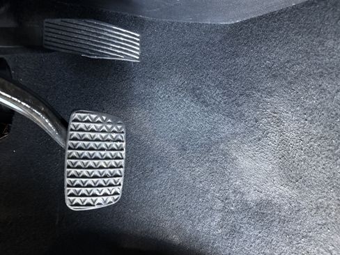 Used 2023 Chevrolet Equinox LT image 17