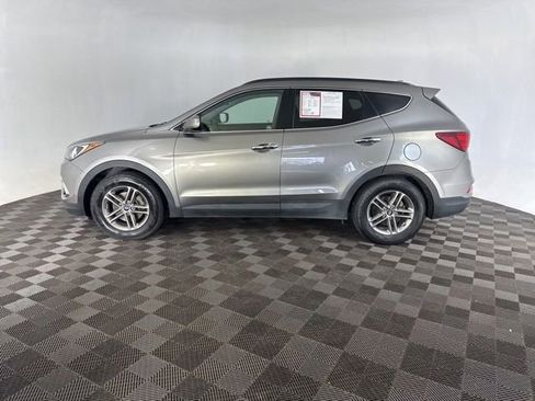Used 2017 Hyundai Santa Fe Sport AWD/4WD image 10