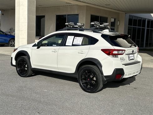 Used 2019 Subaru Crosstrek 2.0i Limited w/ Moonroof Package w/Navigation image 5