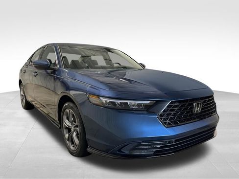 New 2026 Honda Accord EX-L image 9