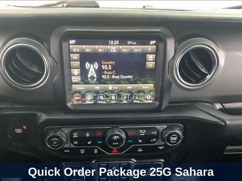 Used 2023 Jeep Wrangler Unlimited Sahara w/ Cold Weather Group AWD/4WD image 20