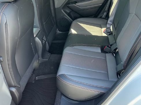 Certified 2025 Subaru Crosstrek 2.5i Limited AWD/4WD image 11