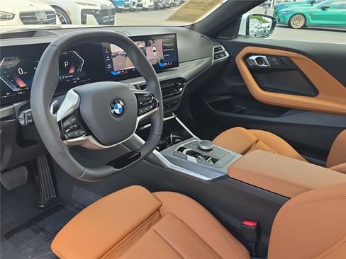 Used 2025 BMW 230i Coupe RWD image 14