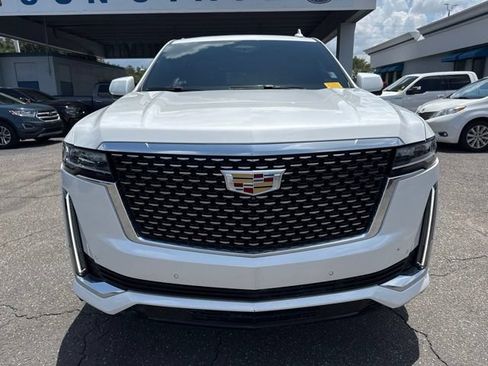 Used 2022 Cadillac Escalade ESV Premium Luxury AWD/4WD image 3