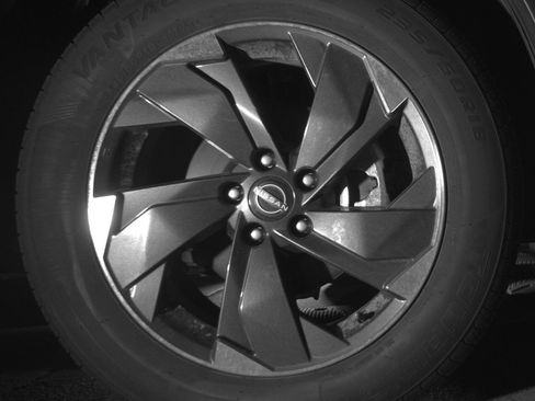 Used 2025 Nissan Rogue SV image 13