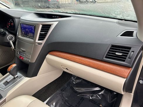 Used 2013 Subaru Outback 2.5i Limited w/ Moonroof Pkg image 26