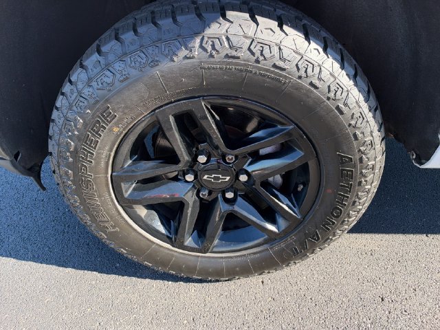 Used 2020 Chevrolet Silverado 1500 Custom Trail Boss w/ Custom Convenience Package AWD/4WD image 11