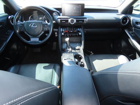 Used 2022 Lexus IS 300 w/ Premium Package image 23