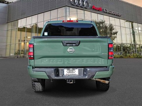 Used 2023 Nissan Frontier SV w/ Technology Package image 3