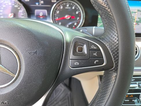 Used 2017 Mercedes-Benz E 300 image 32