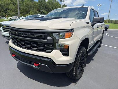 New 2026 Chevrolet Silverado 1500 Custom Trail Boss w/ LPO, Dark Essentials Package