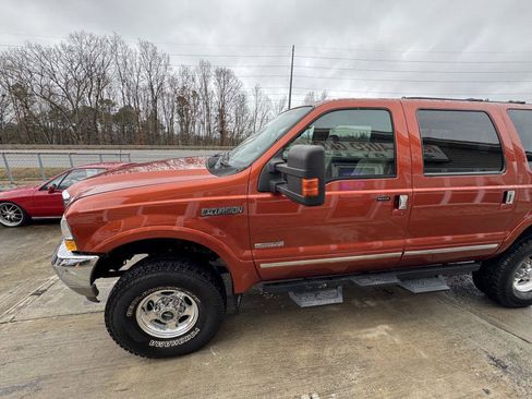 Used 2002 Ford Excursion Limited image 6