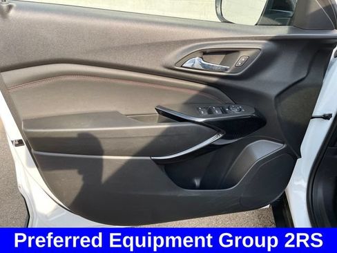 Used 2024 Chevrolet Trax RS w/ Sunroof Package FWD image 10