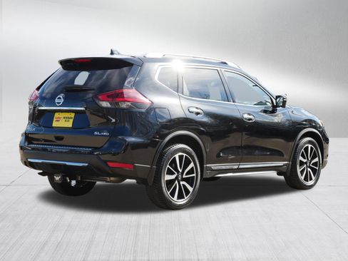 Used 2018 Nissan Rogue SL w/ Premium Package image 7