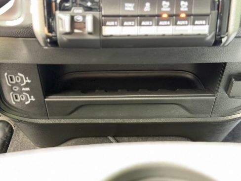 Used 2026 RAM 2500 Tradesman AWD/4WD image 15