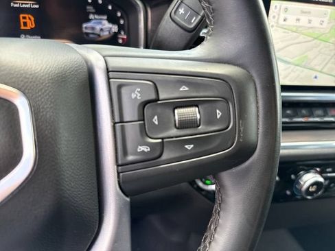 Used 2025 GMC Sierra 1500 SLT AWD/4WD image 23