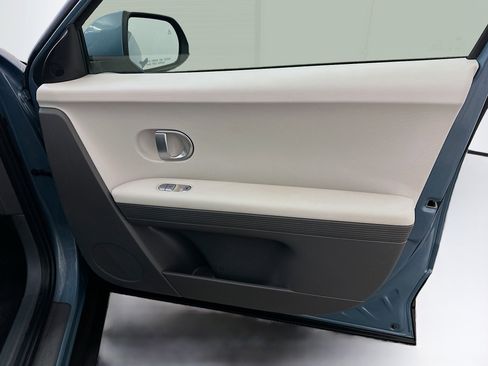 Used 2024 Hyundai Ioniq 5 SEL image 34