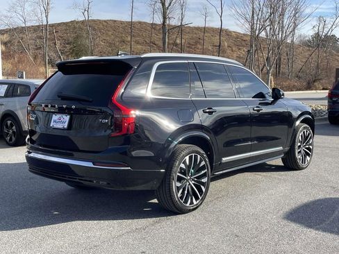 Used 2025 Volvo XC90 T8 Ultra image 28