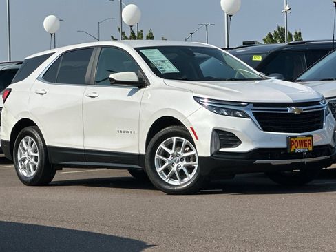 Used 2022 Chevrolet Equinox LT AWD/4WD image 2