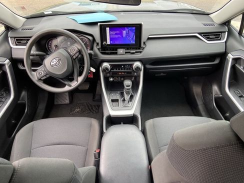 Used 2025 Toyota RAV4 LE image 49