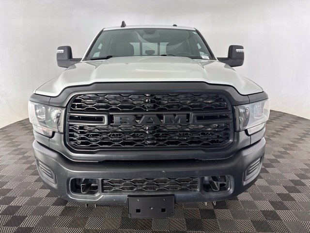 Used 2023 RAM 2500 Tradesman AWD/4WD image 2