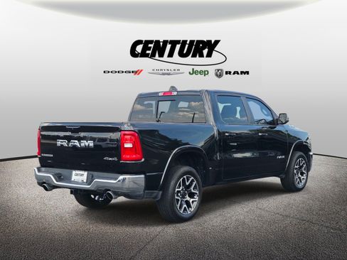 Used 2025 RAM 1500 Laramie AWD/4WD image 4