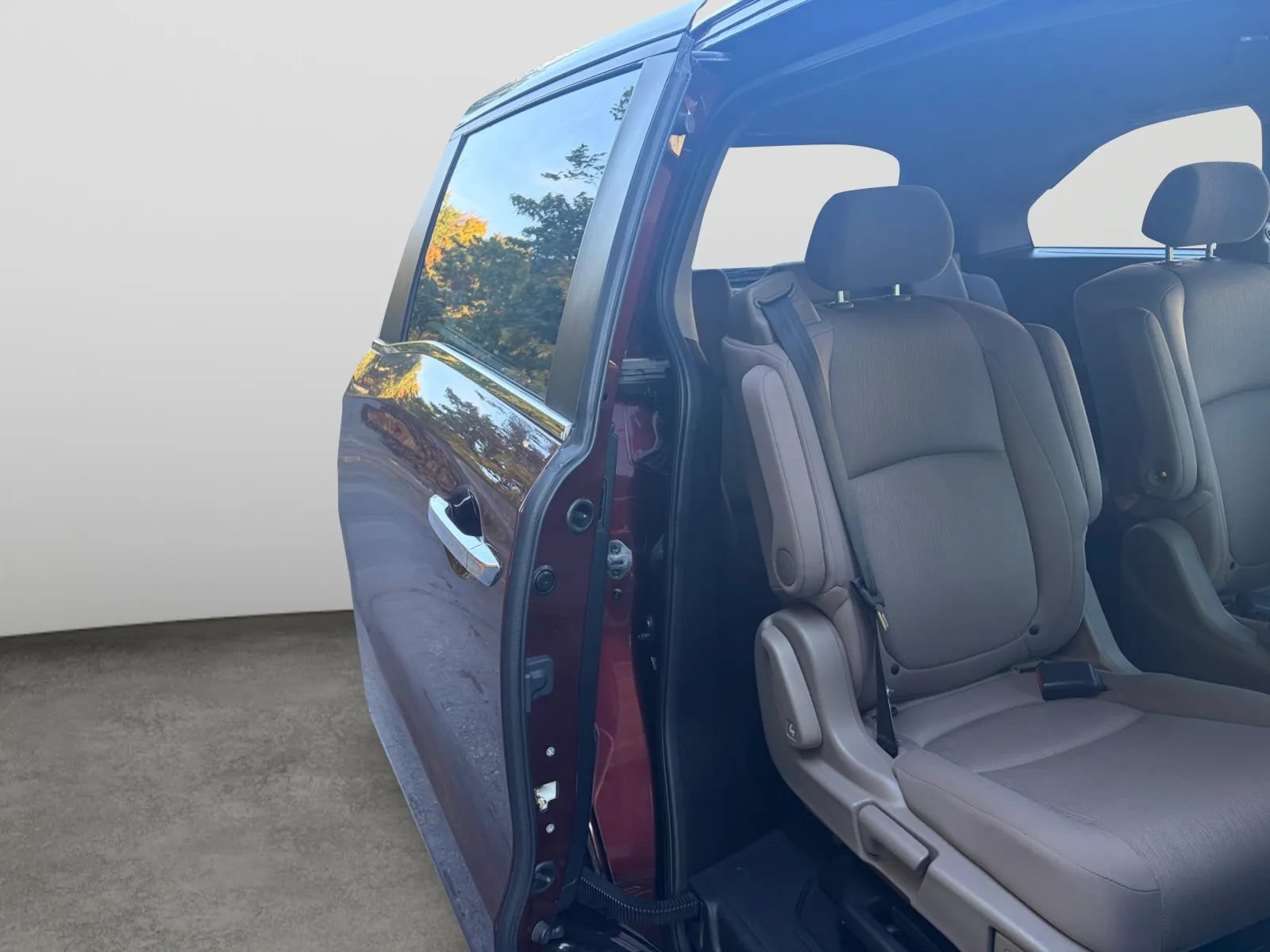 Used 2020 Honda Odyssey EX image 18