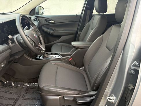 Used 2025 Buick Encore GX Preferred FWD image 25