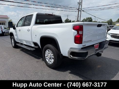 Used 2022 Chevrolet Silverado 2500 LT w/ Convenience Package AWD/4WD image 6