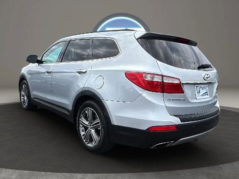 Used 2015 Hyundai Santa Fe Limited w/ Option Group 04 FWD image 15