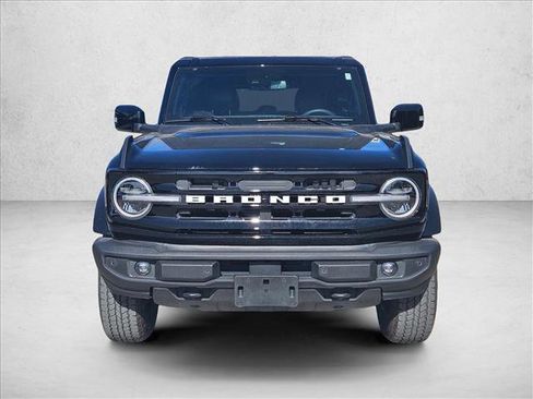 Used 2024 Ford Bronco Outer Banks image 2