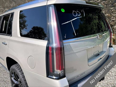 Used 2015 Cadillac Escalade Premium AWD/4WD image 26