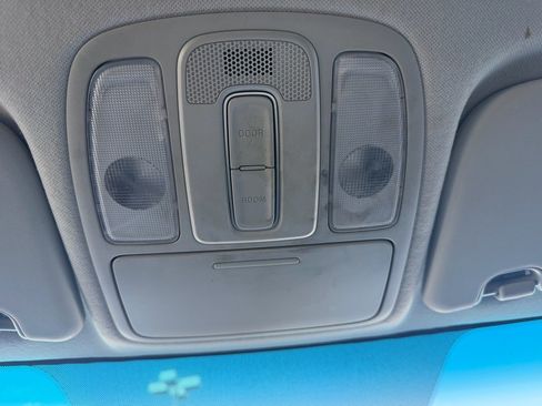 Used 2018 Kia Soul + FWD image 39