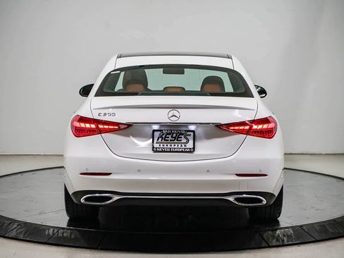 Used 2025 Mercedes-Benz C 300 Sedan image 3