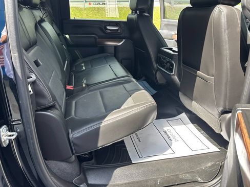 Used 2020 Chevrolet Silverado 2500 High Country w/ Technology Package AWD/4WD image 20