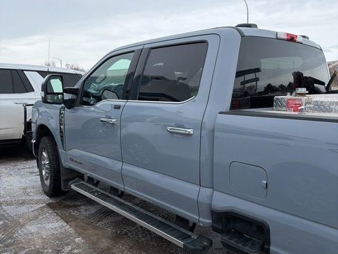 Used 2025 Ford F350 Lariat w/ Chrome Package image 18